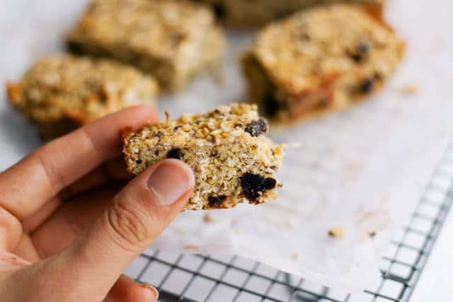 breakfast-bars-sliced